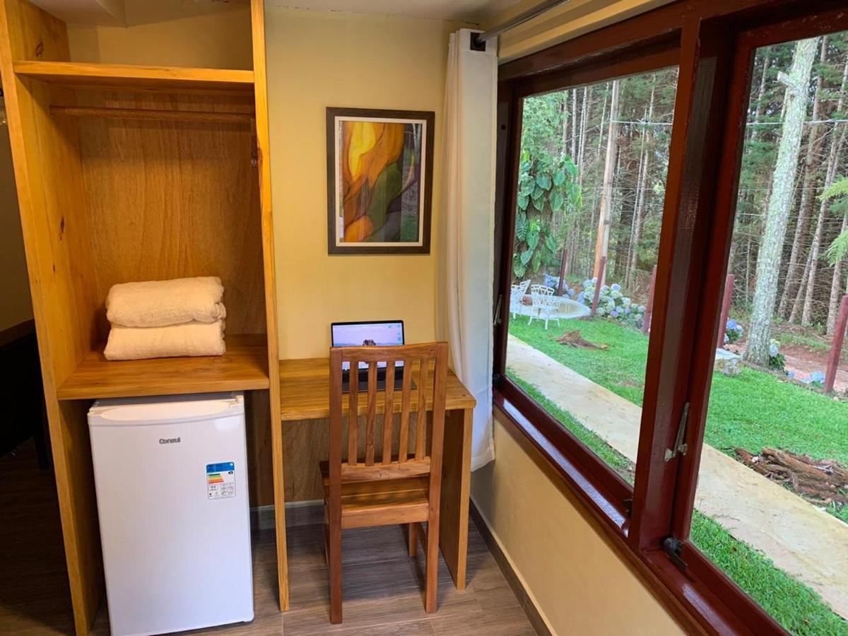 Pousada Opas Haus Camanducaia Eksteriør billede